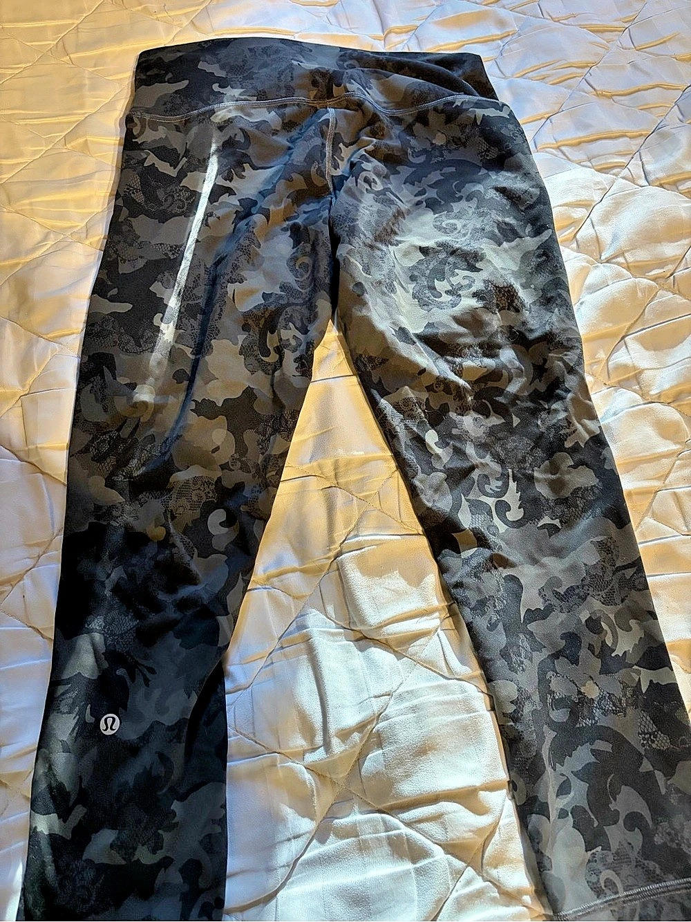lululemon Wunder Train High-Rise Crop Floral lace camo Leggings Black 12
